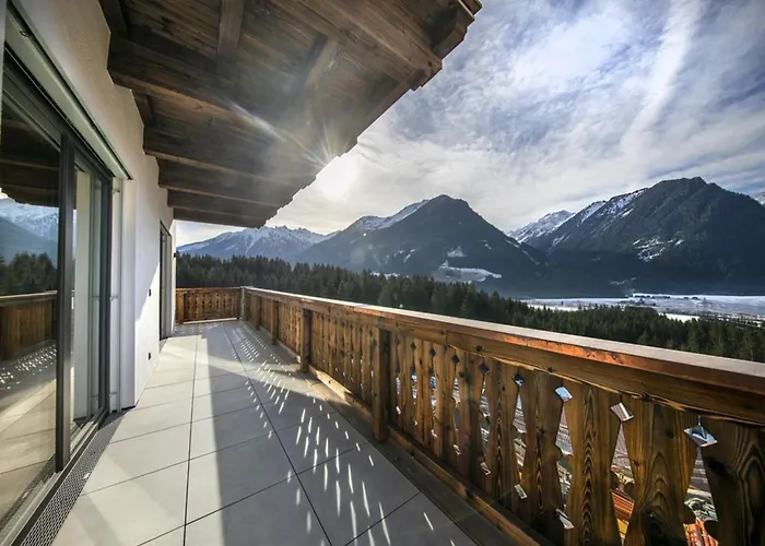 Near Anfaengerpiste Ski-lift Neukirchen am Großvenediger