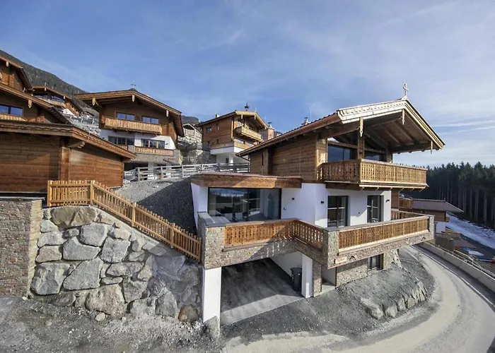 Near Anfaengerpiste Ski-lift Neukirchen am Großvenediger