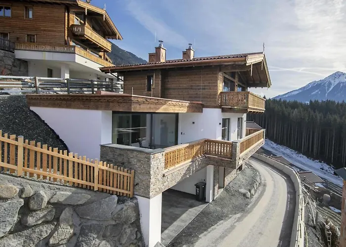 Near Anfaengerpiste Ski-lift Neukirchen am Großvenediger